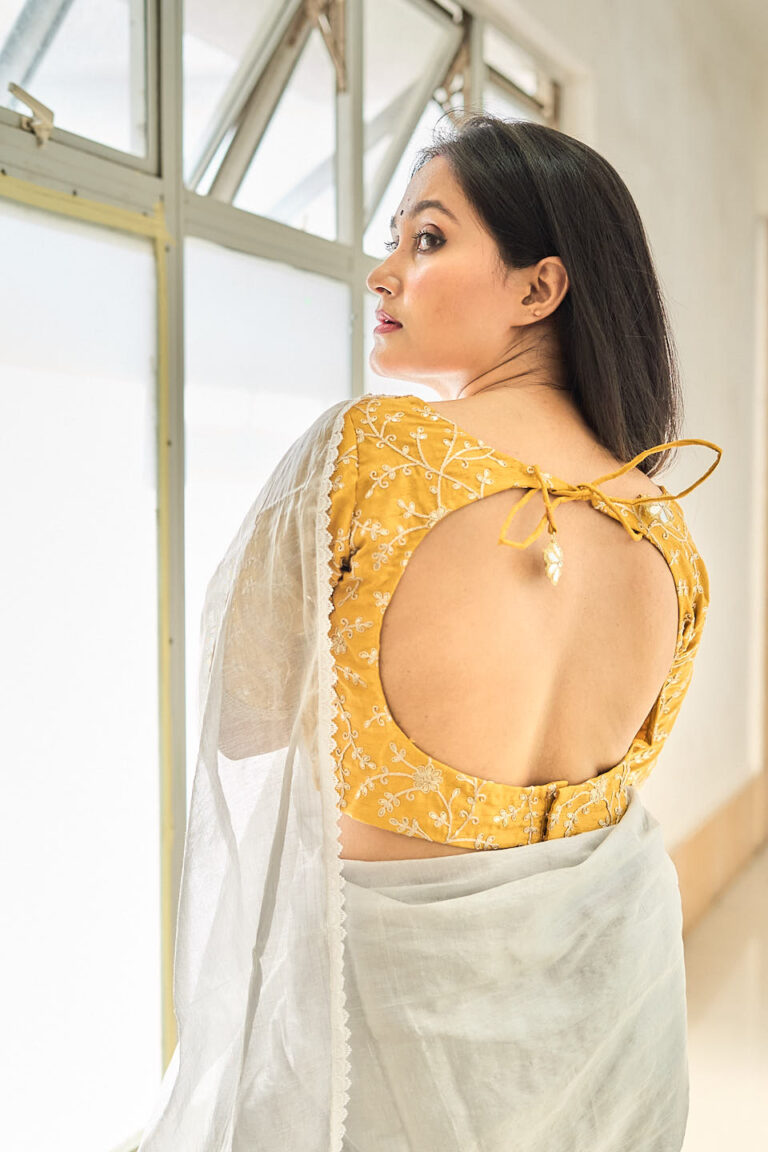 Surajmukhi blouse back design ,rs 4390_-